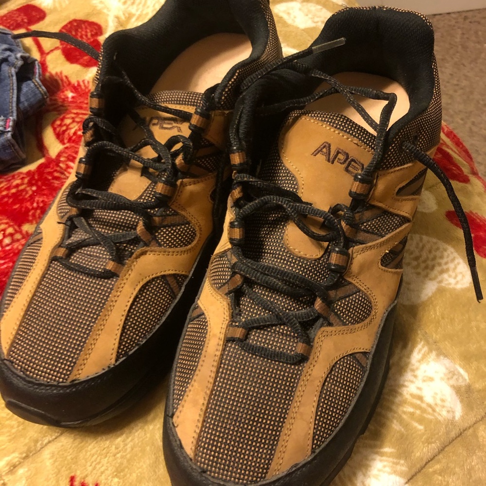 APEX MENS SHOES